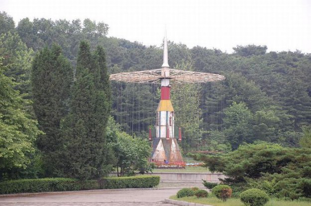 Жуткий парк развлечений в Северной Корее