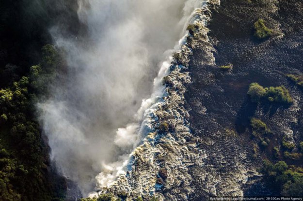 Водопад Виктория с вертолета