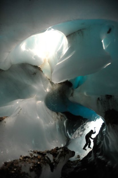 Ледяные пещеры Исландии