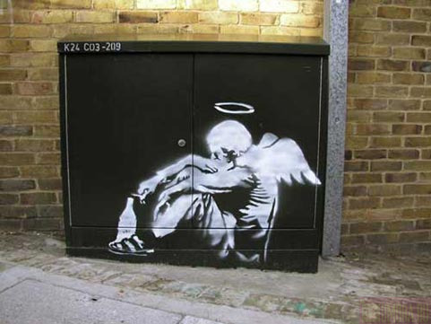 Рисунки на стенах от Banksy