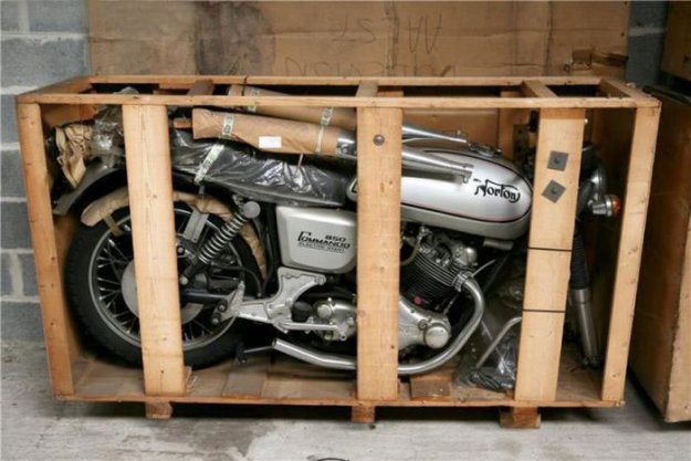 В Бельгии обнаружили 12 законсервированных мотоциклов 70-х годов