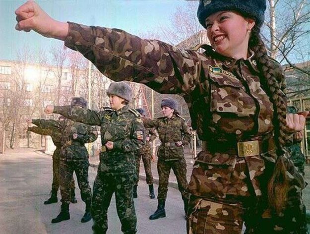 Девушки из украинской армии