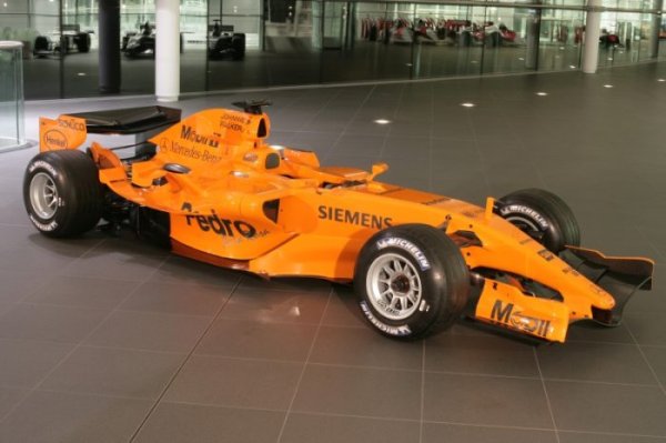 Любителям формулы McLaren F1 2006