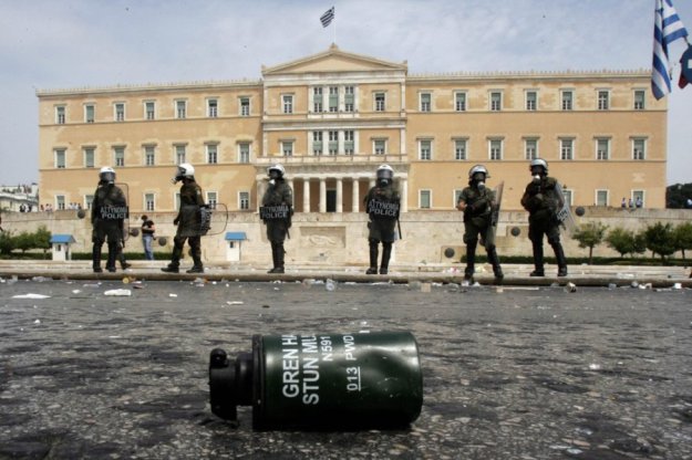Погромы в Греции