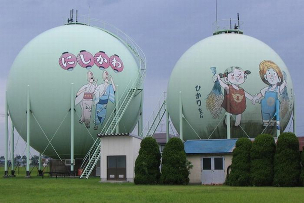 Японские газовые хранилища: почти искусство