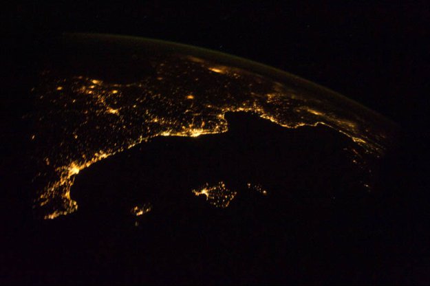 Ночные фотографии Земли, сделанные из космоса