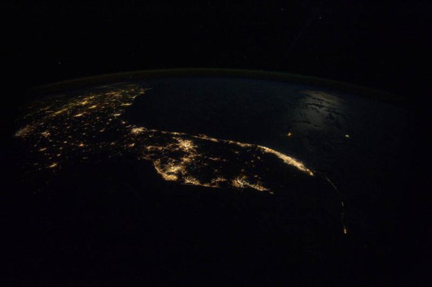 Ночные фотографии Земли, сделанные из космоса