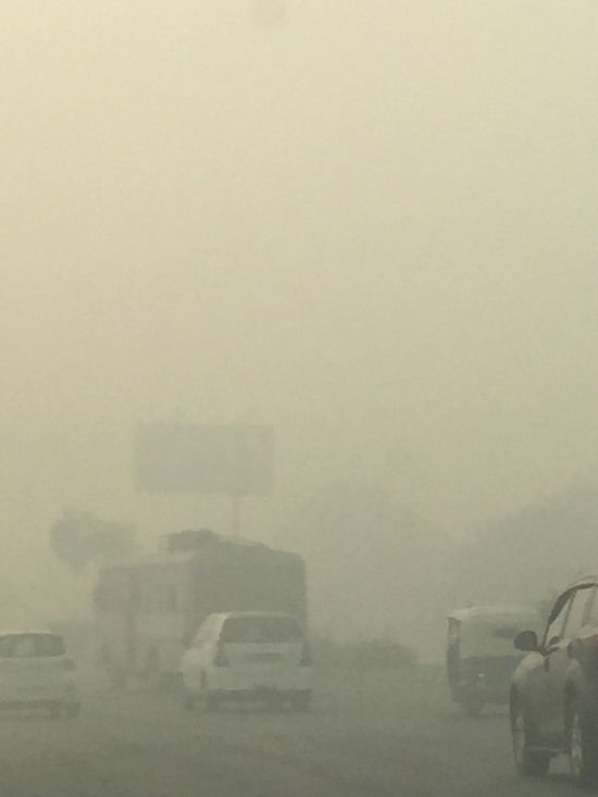 В Дели после фестиваля огней уровень загрязнения воздуха превысил норму в 42 раза