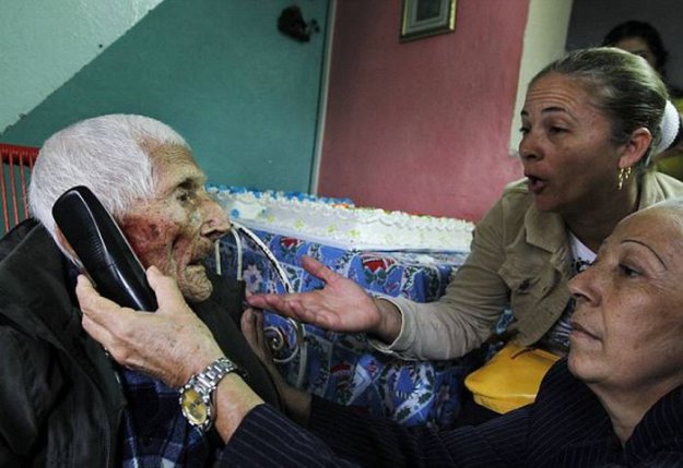 111-летний человек