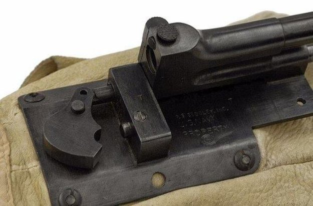 Пистолет-перчатка Sedgley OSS.38