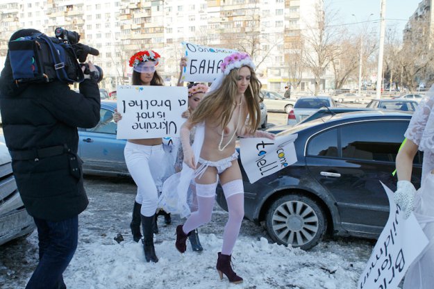 FEMEN       