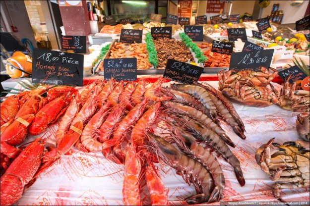Рыбный рынок на берегу Ла-Манша