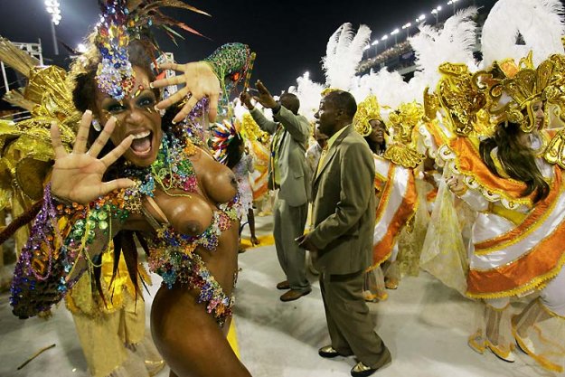 Самые красивые участницы бразильского карнавала