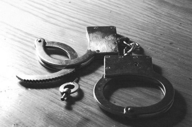 Как избавиться от наручников