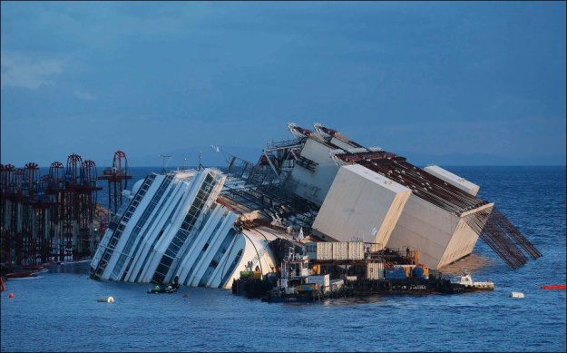    (Costa Concordia)