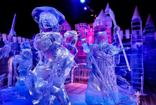 Фестиваль ледяных скульптур в Брюгге