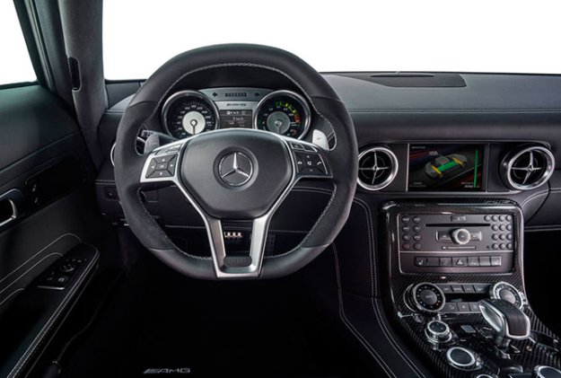      Mercedes SLS AMG