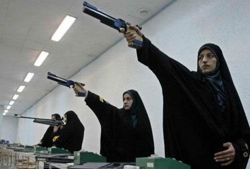 Иранская полиция...