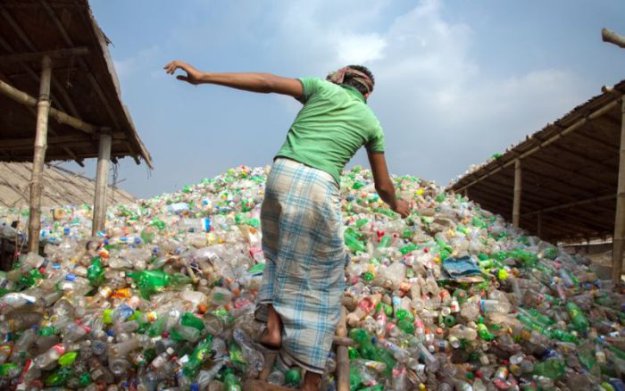 Сборка мусора в Дакке