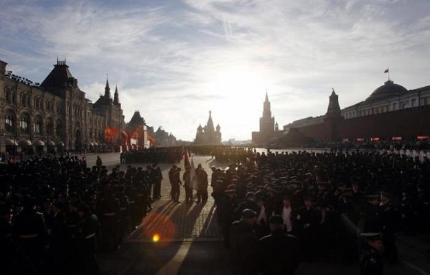 Парад в Москве 7 ноября