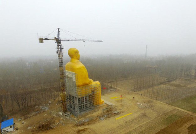 В Китае завершается строительство самого большого памятника Мао Цзедуну