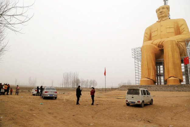 В Китае завершается строительство самого большого памятника Мао Цзедуну