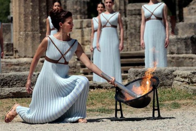 В Греции зажгли огонь Олимпиады-2016