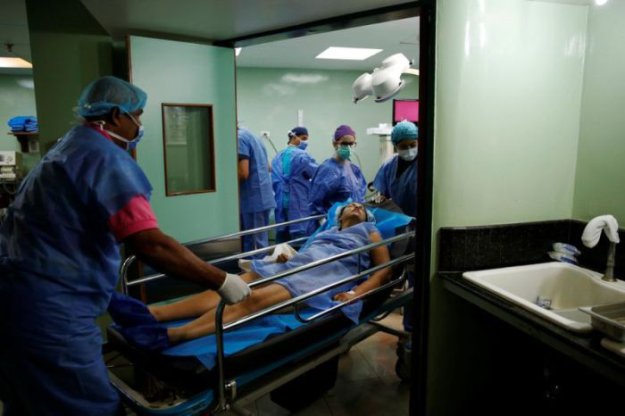 В Венесуэле женщины массово идут на стерилизацию