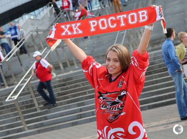 Болельщицы чемпионата мира по хоккею в Минске