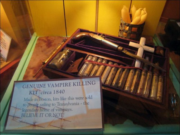 Комплекты для убийства вампиров.