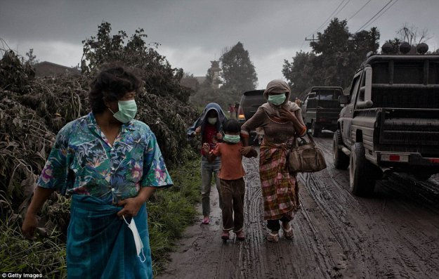 В Индонезии проснулся вулкан