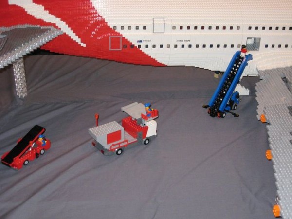 Airbus A380 из Lego