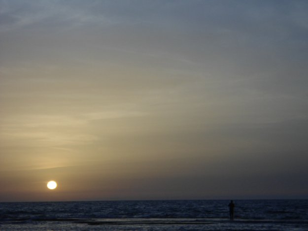 Вечер на пляже 26мая2012года.Средиземное море.Бат ям.