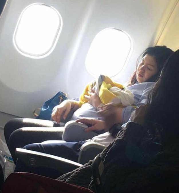 Авиакомпания сделала щедрый подарок девочке, родившейся во время полета