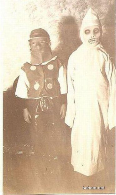 Винтажные костюмы на Хэллоуин