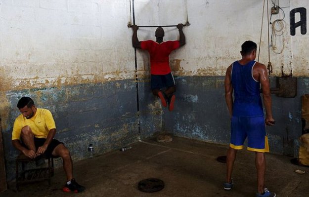 Жизнь и быт заключенных панамских тюрем