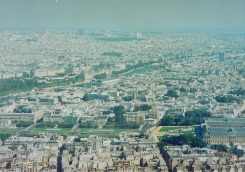 Париж 9