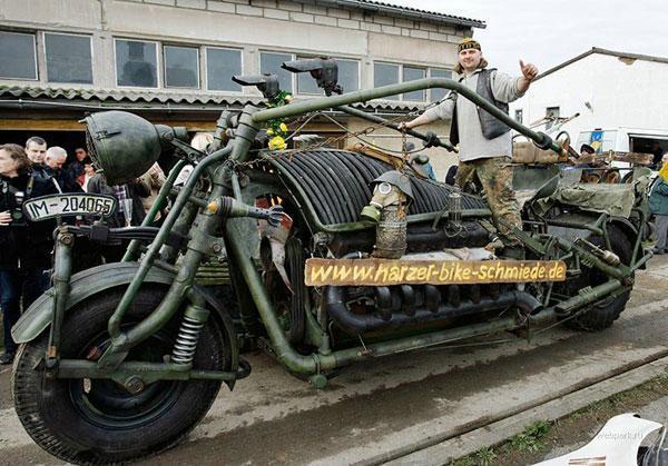 Самый крупный рабочий мотоцикл в мире