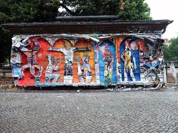 Креативный постер уличного искусства замеченный в Берлине