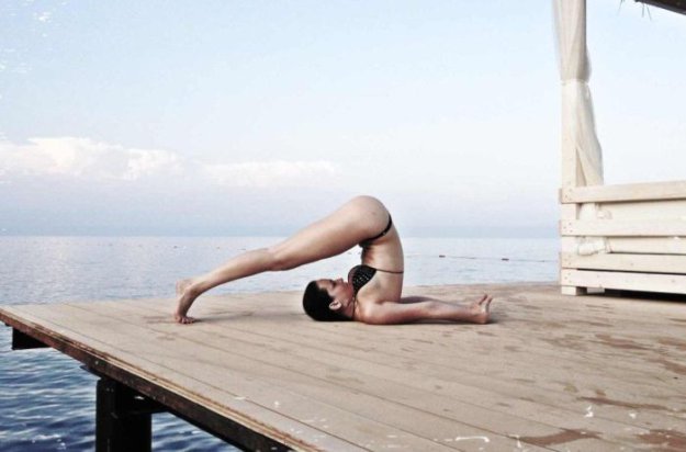 Даша Астафьева - настоящий мастер йоги