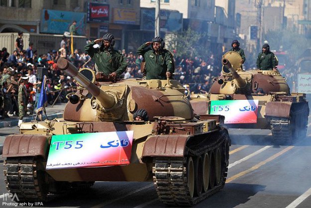 Военный парад в Иране