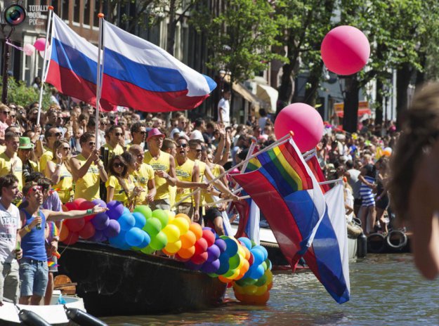 Гей парад в Амстердаме 2013