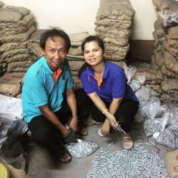 В Таиланде бездомный изменил свою жизнь, вернув утерянный кошелек хозяину