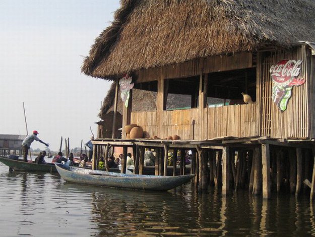 Ganvié - африканская деревня на воде