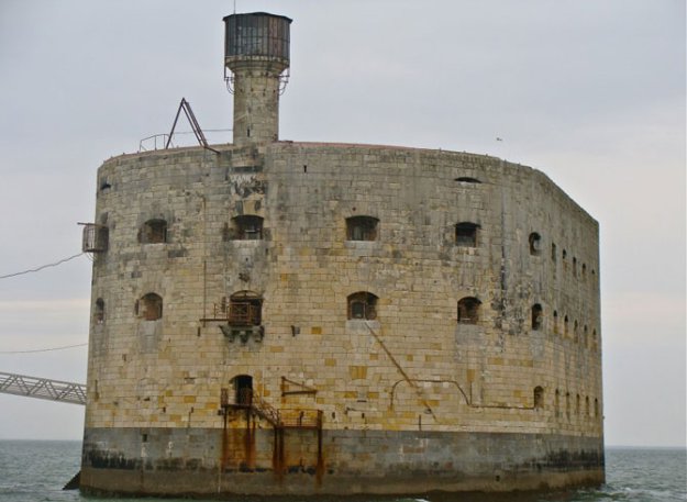 История форта Байяр