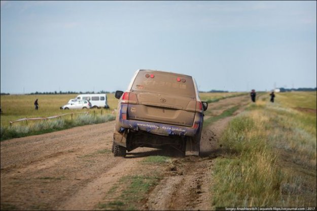 Toyota Landcruiser 200,  70    