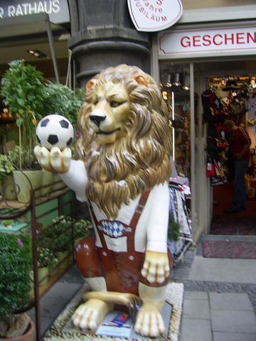 Львы атакуют Баварию.