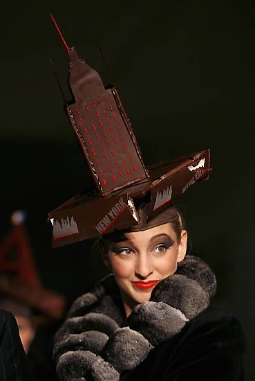 Вчера в Нью-Йорке на 9th Annual Chocolate Fashion Show