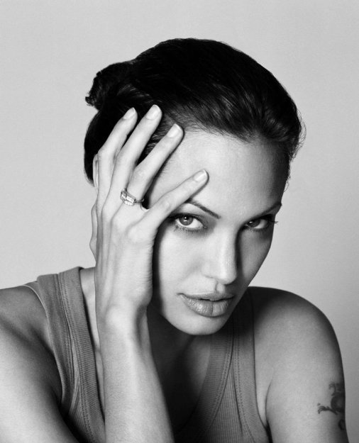   Angelini Jolie