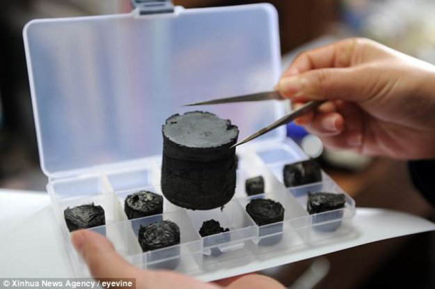 Китайскими учеными создан самый легкий в мире твердый материал...